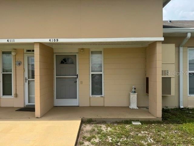 4109 CLUB CIRCLE