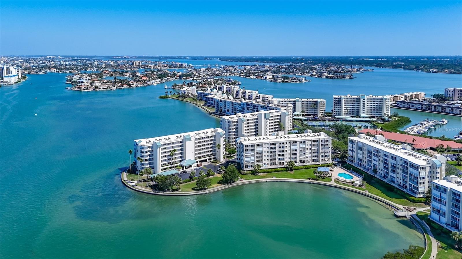 HARBOURSIDE CONDO - Residential