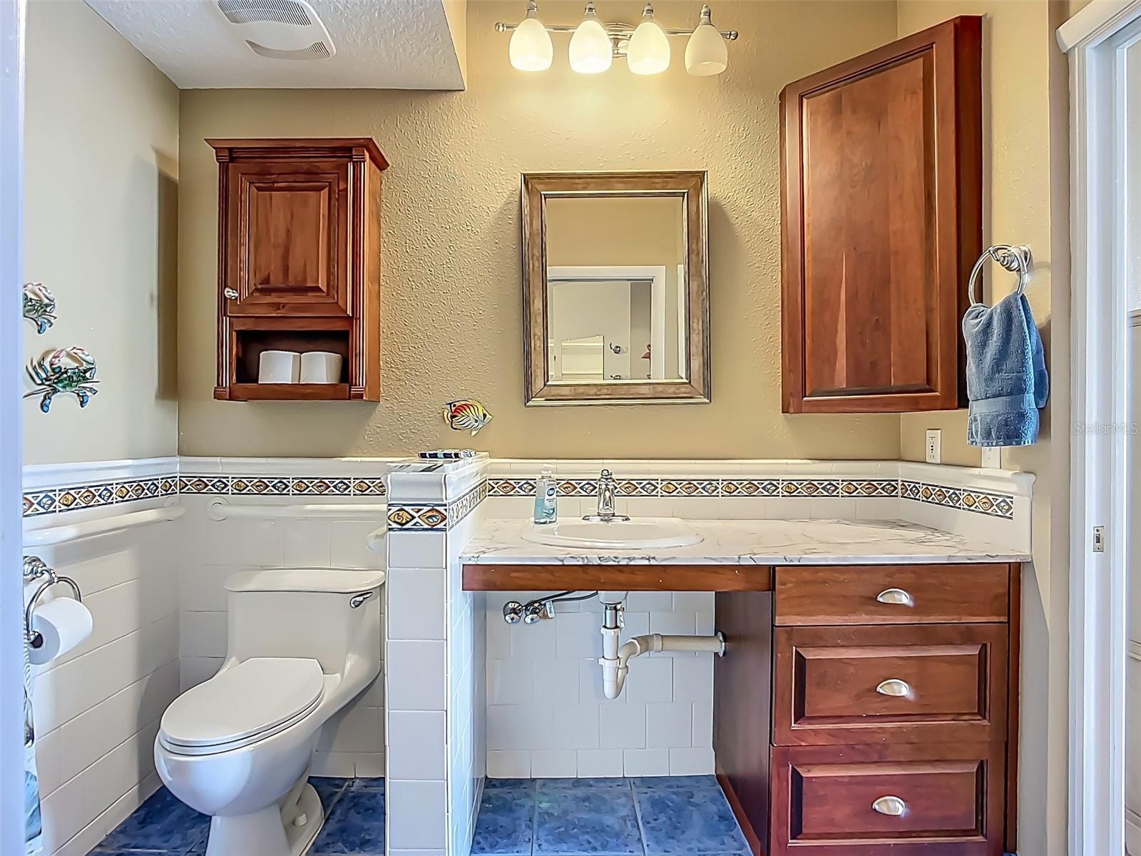 HARBOURSIDE CONDO - Residential