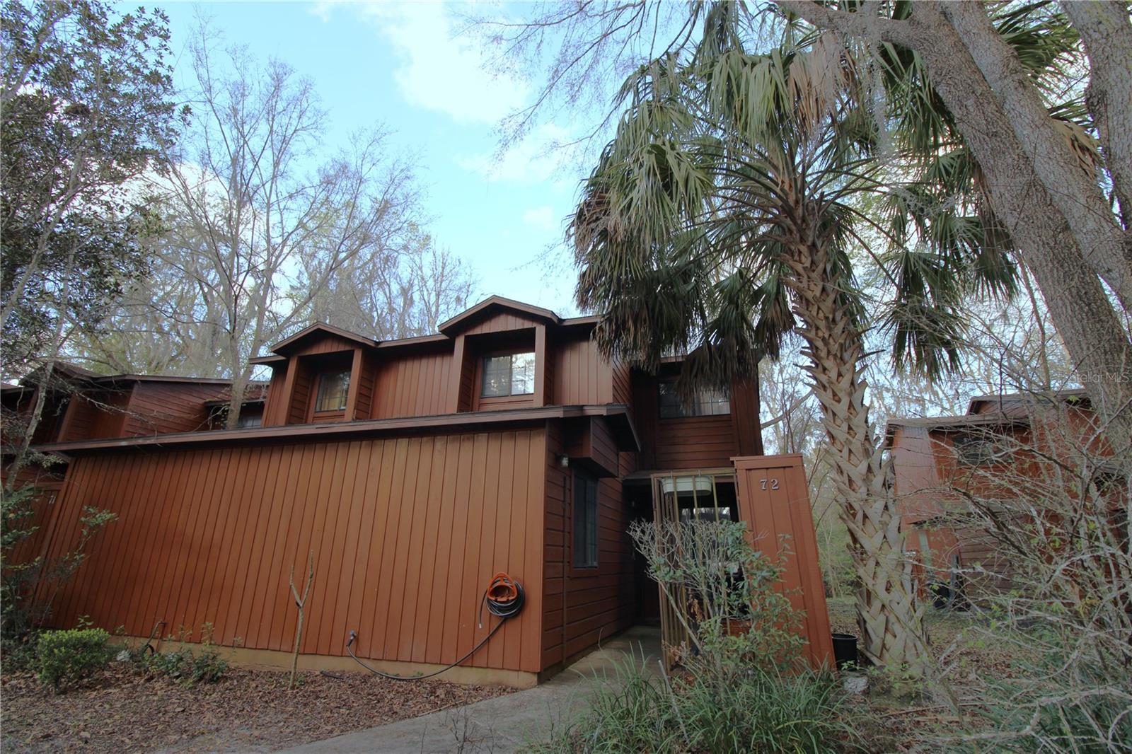 ROCKWOOD VILLAS - Residential Lease