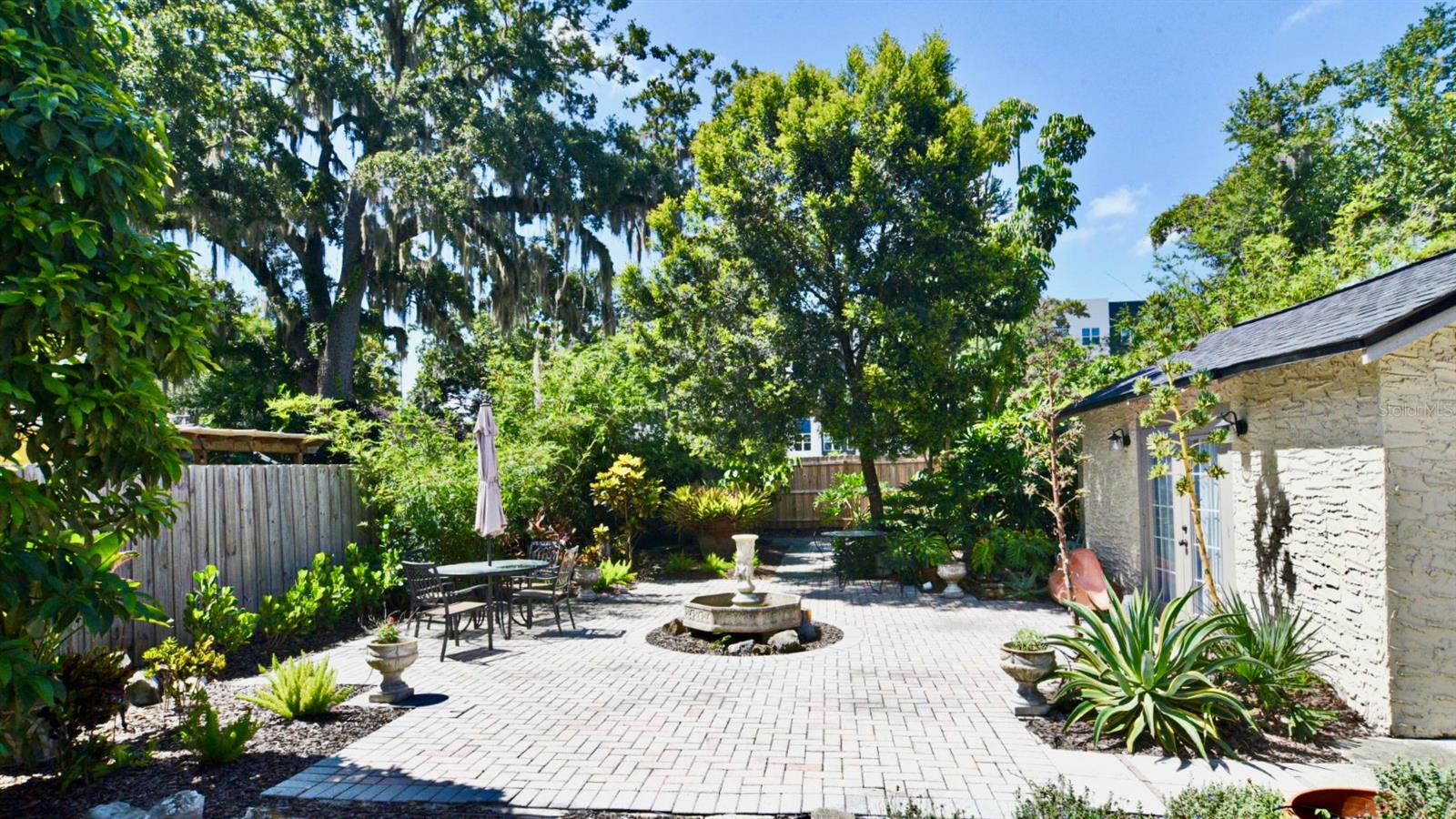 COLONIAL GROVE ESTATES - Residential