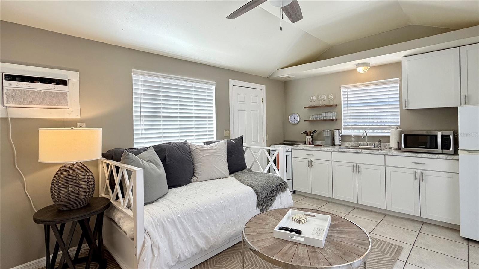 COLONIAL GROVE ESTATES - Residential