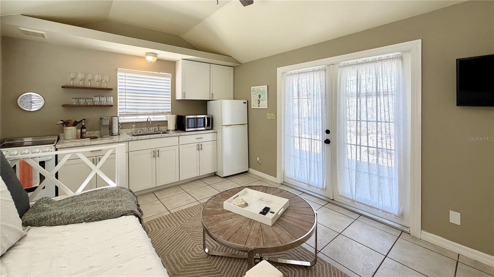 COLONIAL GROVE ESTATES - Residential