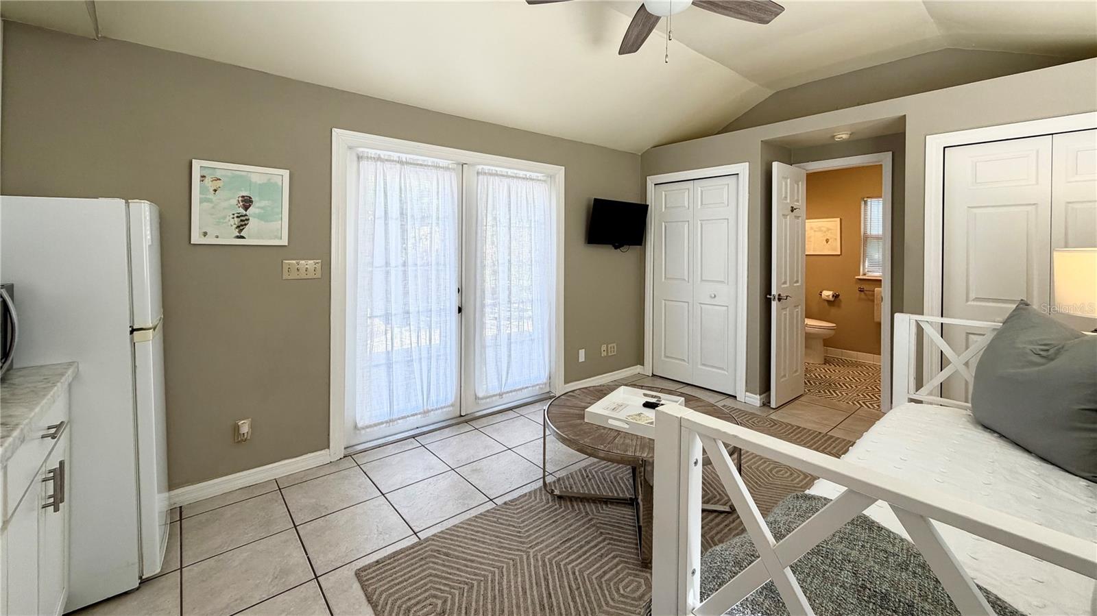 COLONIAL GROVE ESTATES - Residential