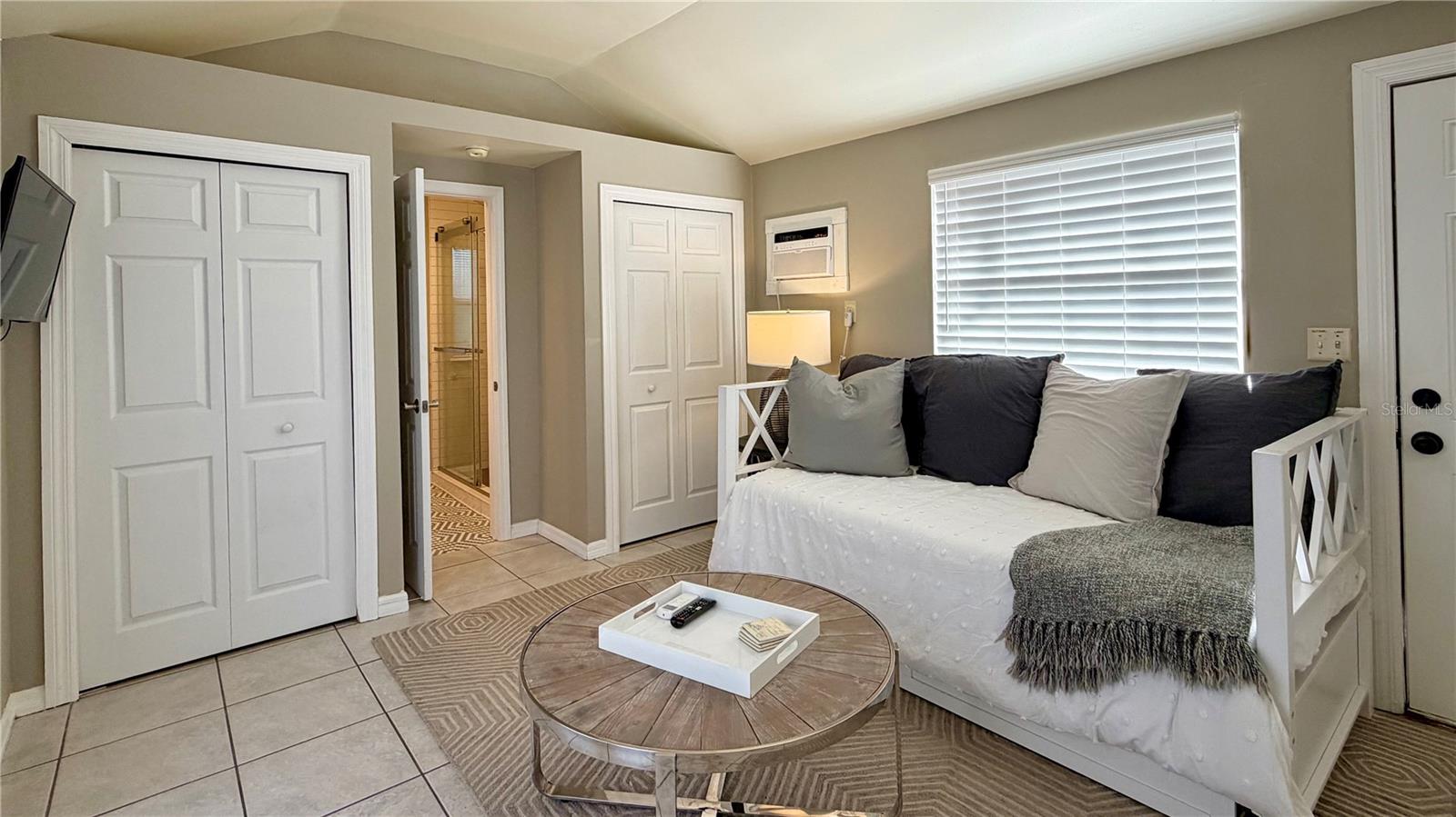 COLONIAL GROVE ESTATES - Residential