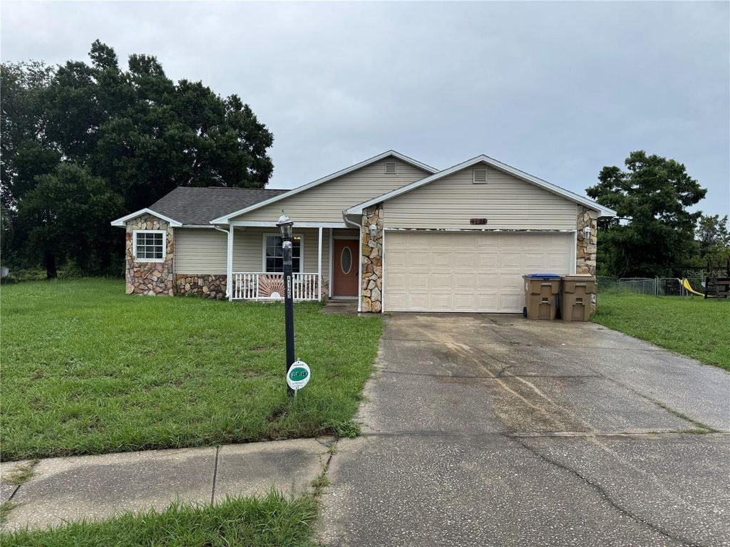 Photo of 4125 E Vista Court, Kissimmee, FL 34746 (MLS # G5114803)