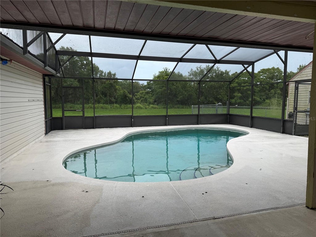 Photo of 4125 E Vista Court, Kissimmee, FL 34746 (MLS # G5114803)