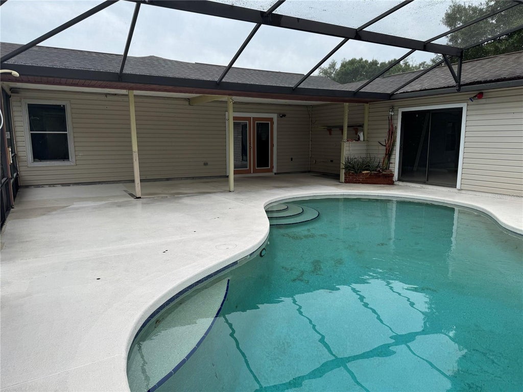 Photo of 4125 E Vista Court, Kissimmee, FL 34746 (MLS # G5114803)