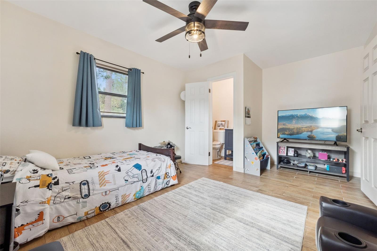 LOCH ARBOR ISLE OF PINES SEC 2 - Residential