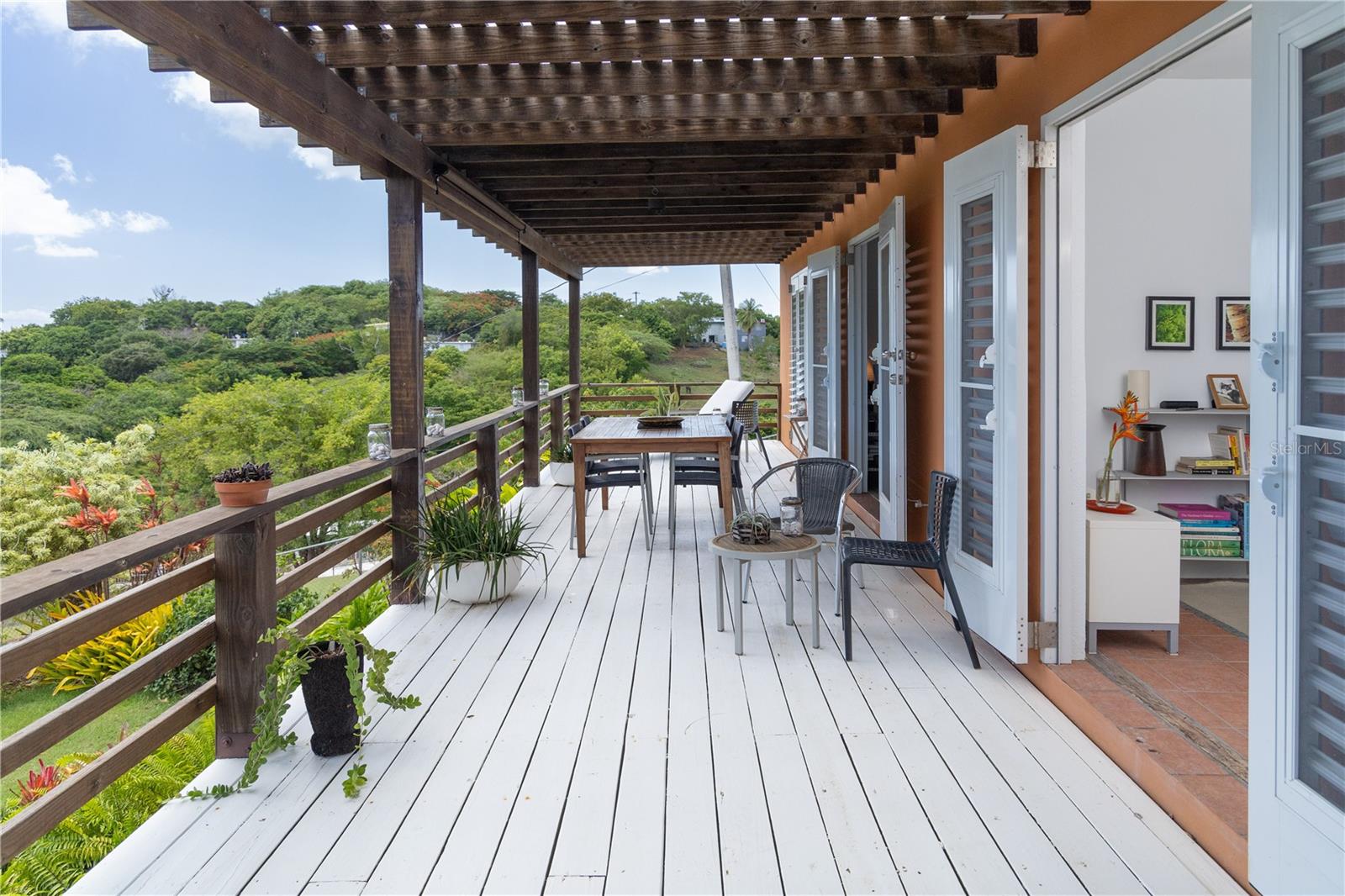 VILLA BORINQUEN - Residential