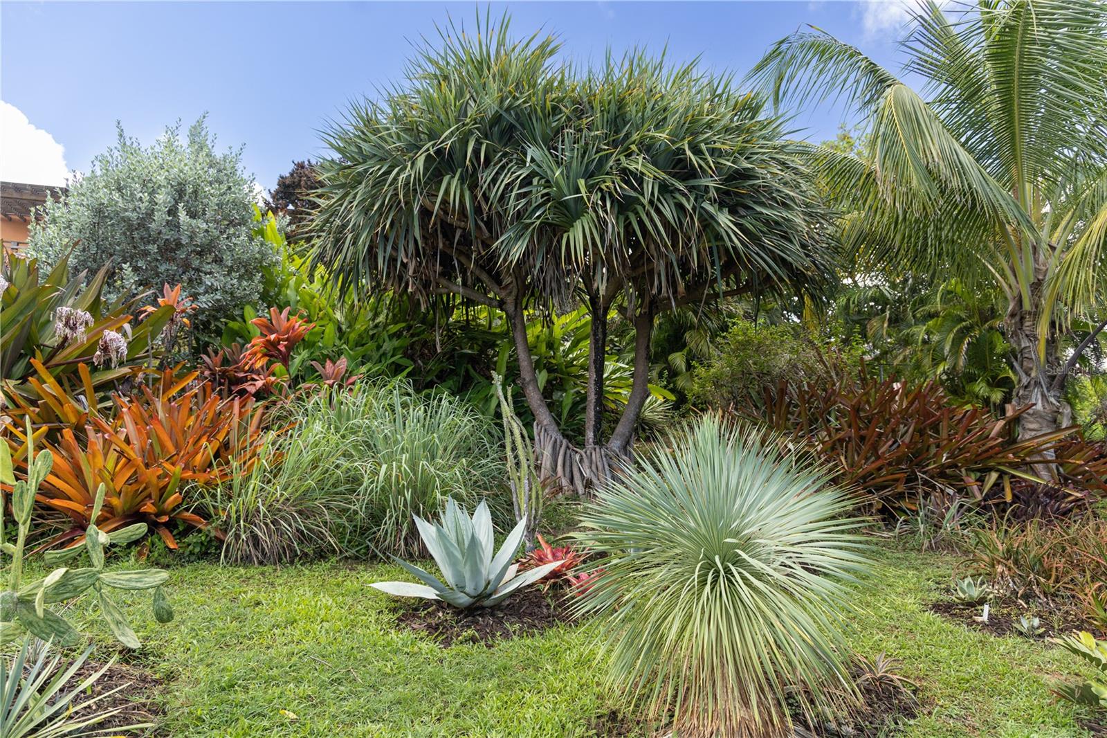 VILLA BORINQUEN - Residential