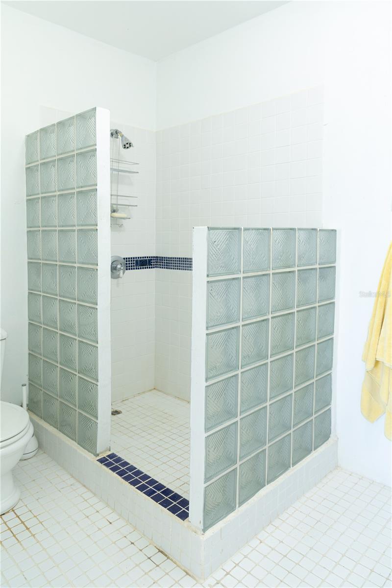 VILLA BORINQUEN - Residential