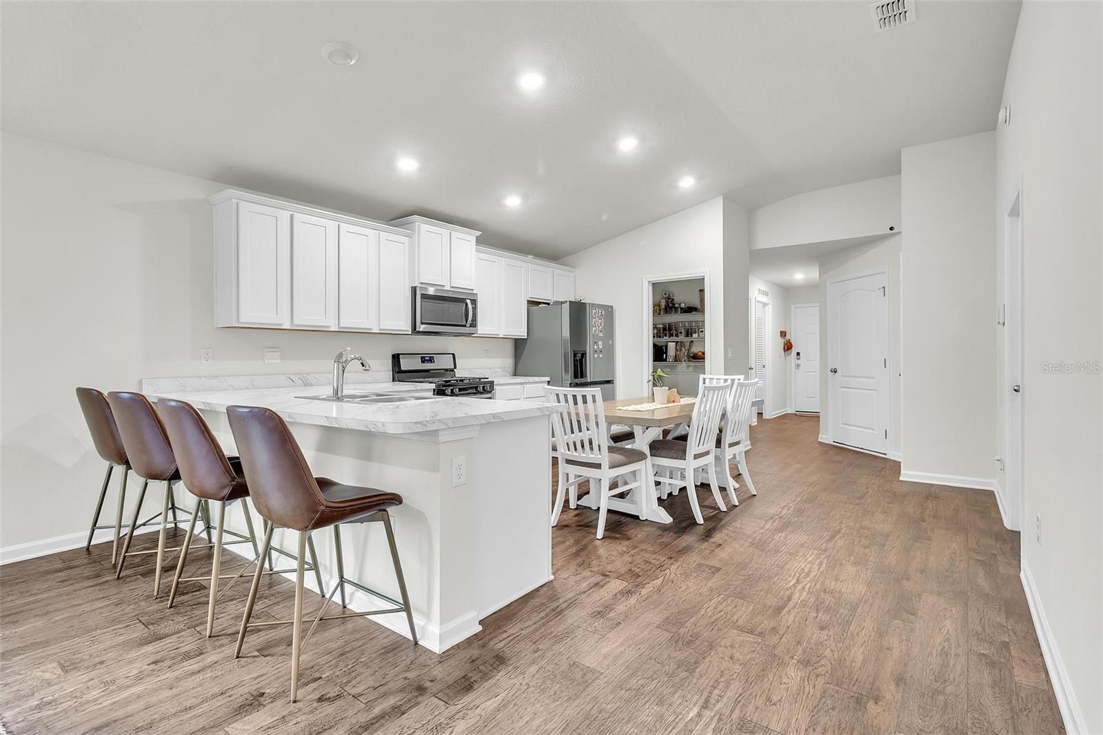44 PINNACLE PL
