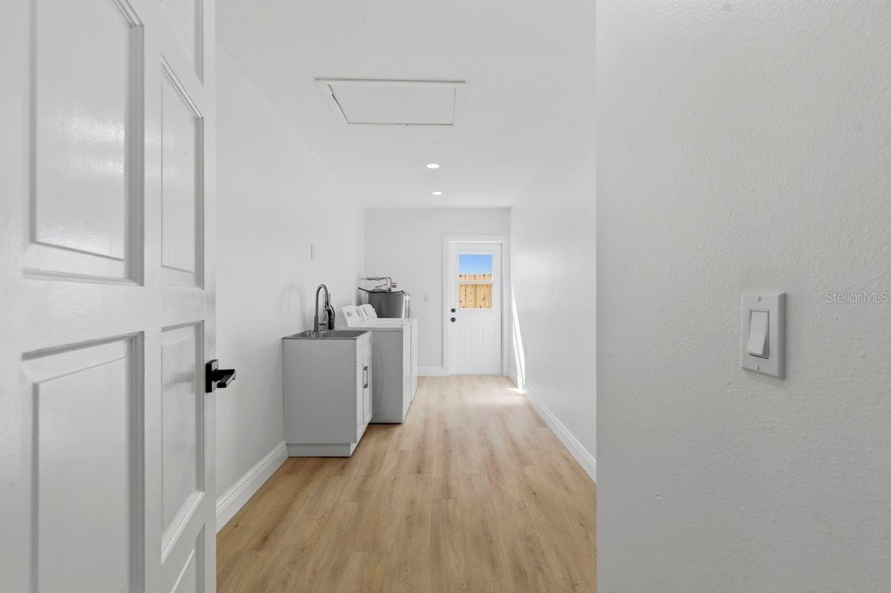 GIBSON BESSIE P SUB - Residential