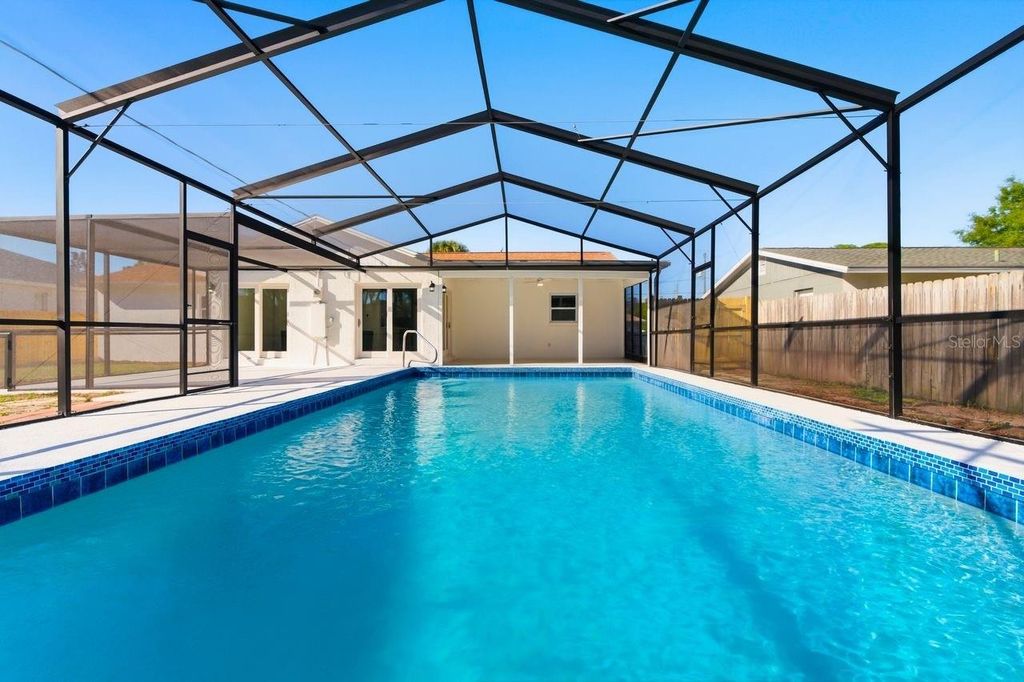 Photo of 1856 Mova Street, Sarasota, FL 34231 (MLS # A4687358)