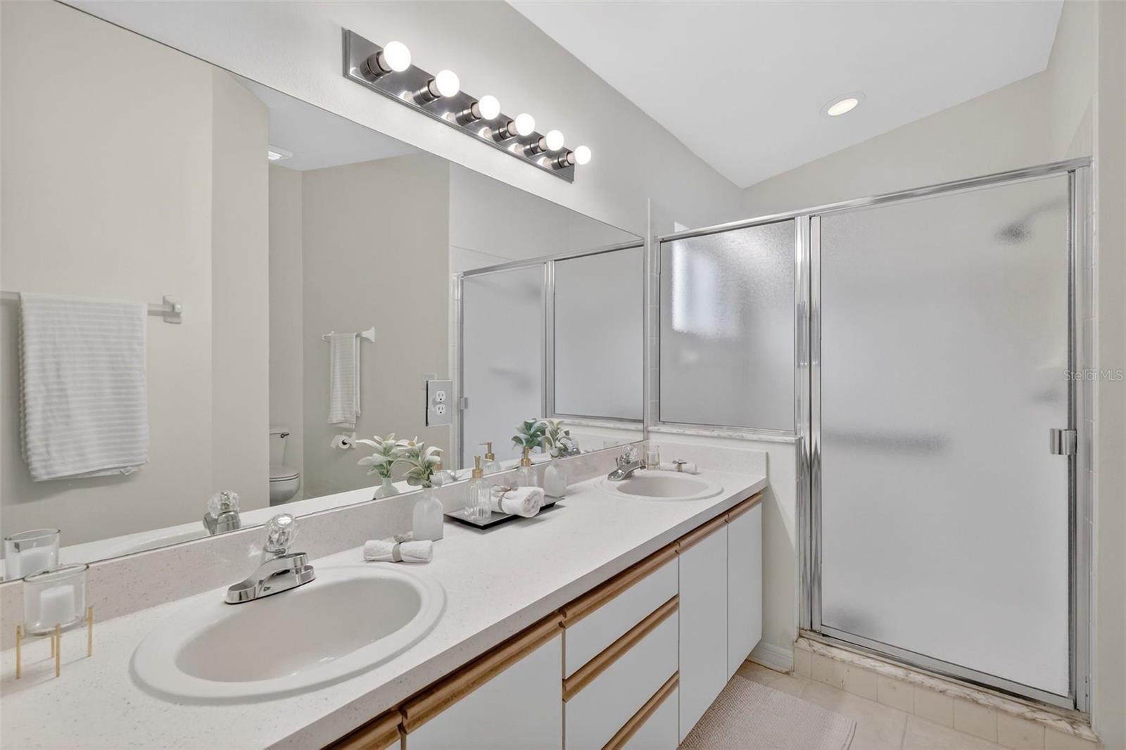 PLANTATION AT LEESBURG GREENTREE - Residential