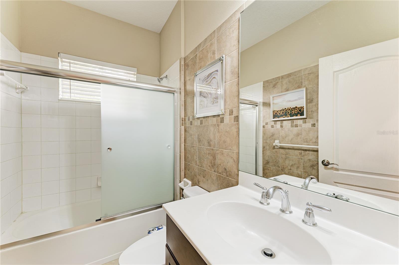 WOODBROOK PH I - Residential Lease