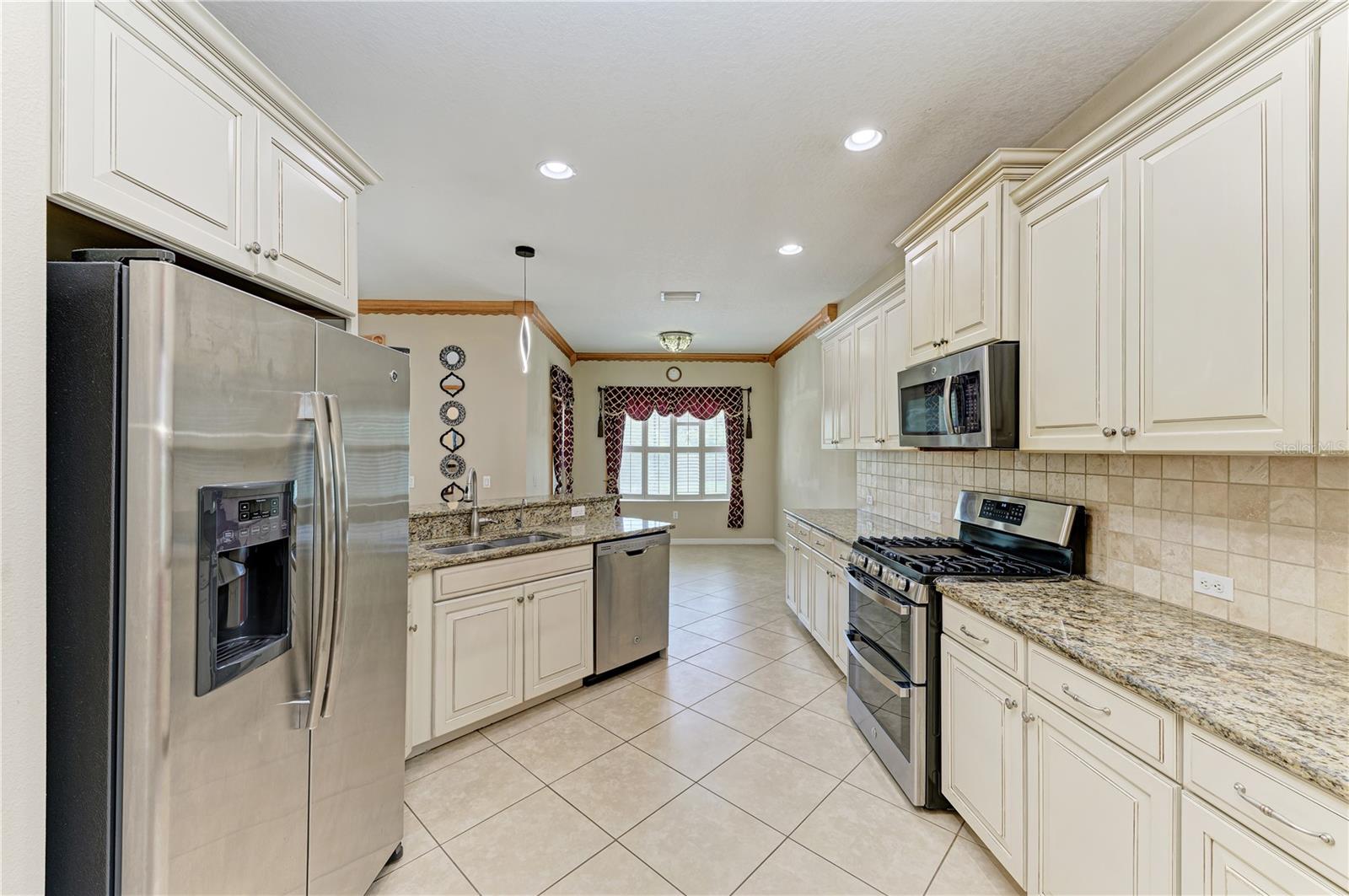WOODBROOK PH I - Residential Lease