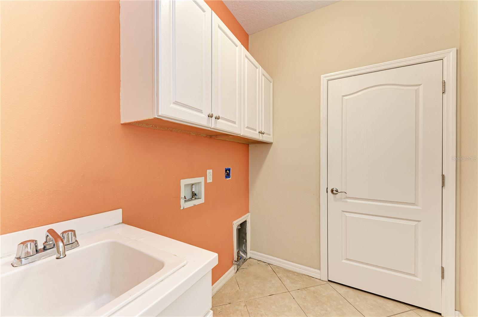 WOODBROOK PH I - Residential Lease