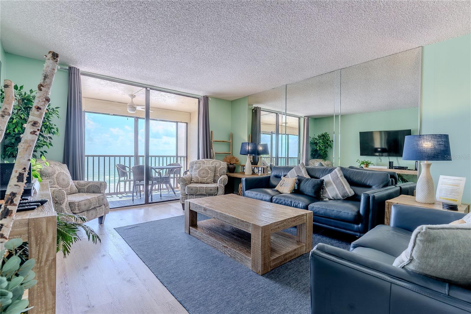 20040 GULF BOULEVARD 402