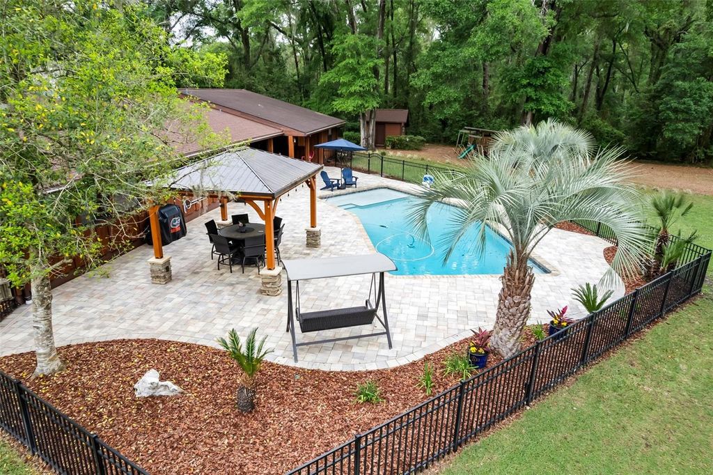 Photo of 13404 NW 36th Avenue, Gainesville, FL 32606 (MLS # GC539330)