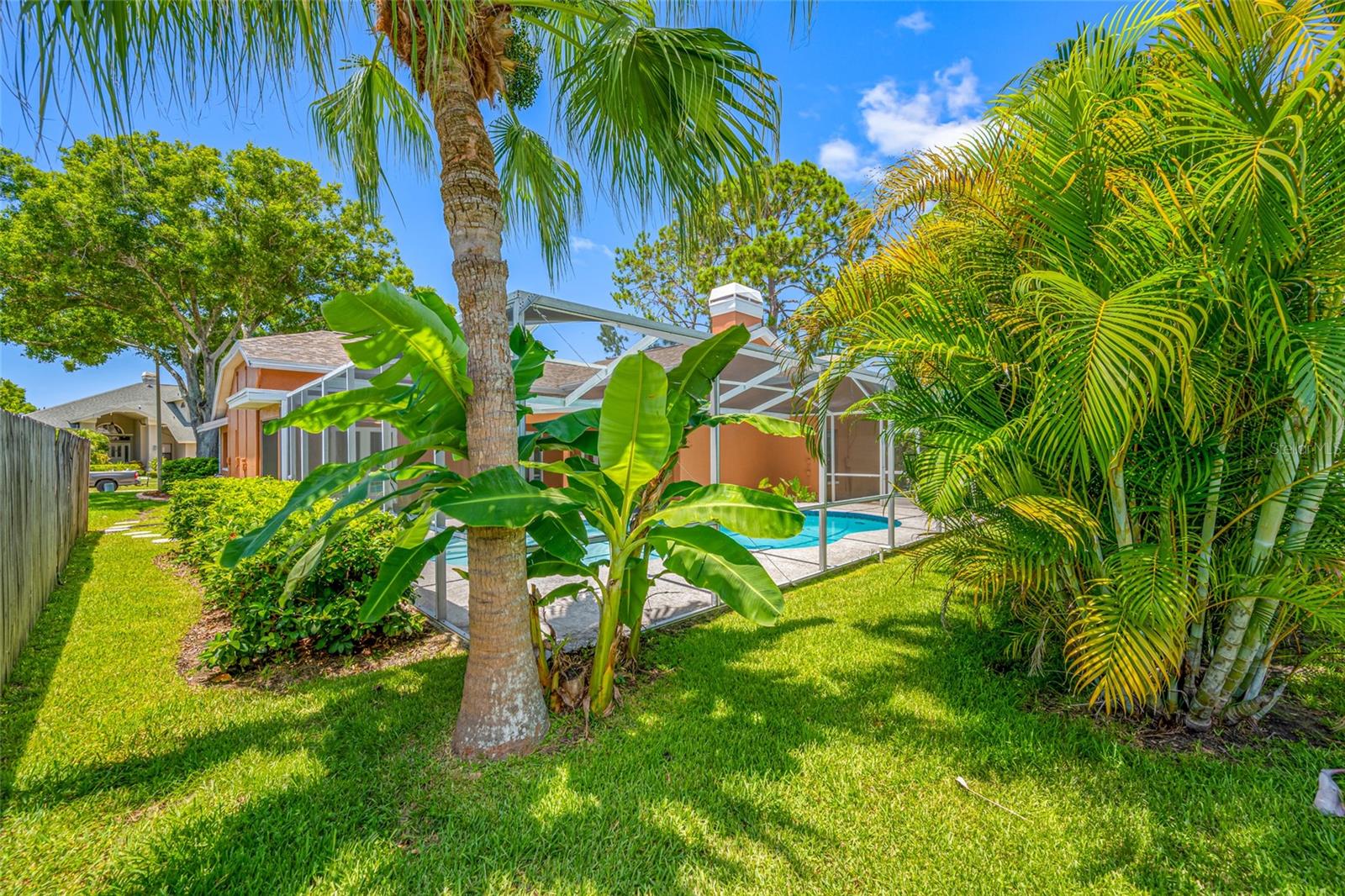 HUNTINGTON TRAILS PH 1 - Residential