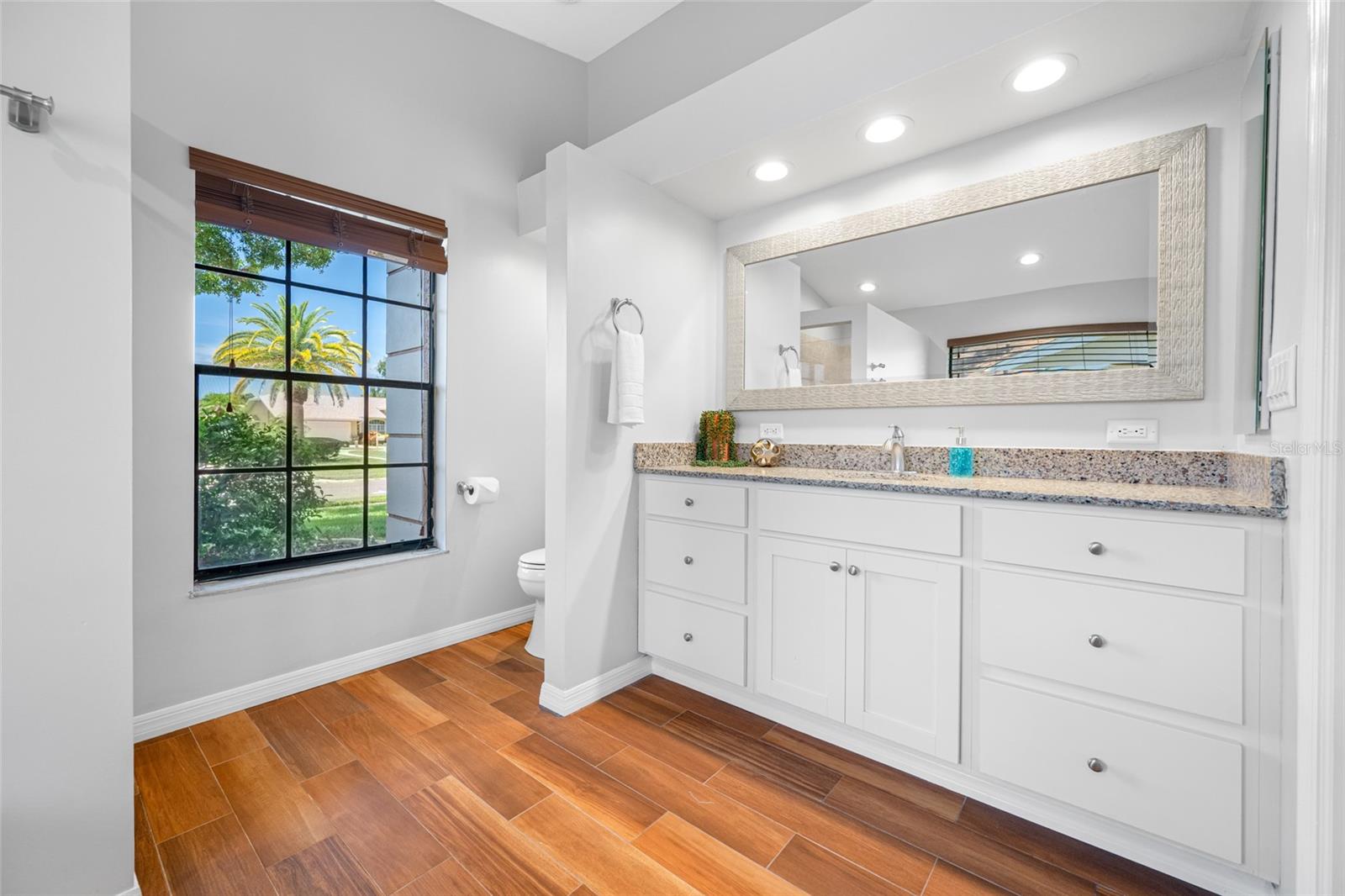 HUNTINGTON TRAILS PH 1 - Residential