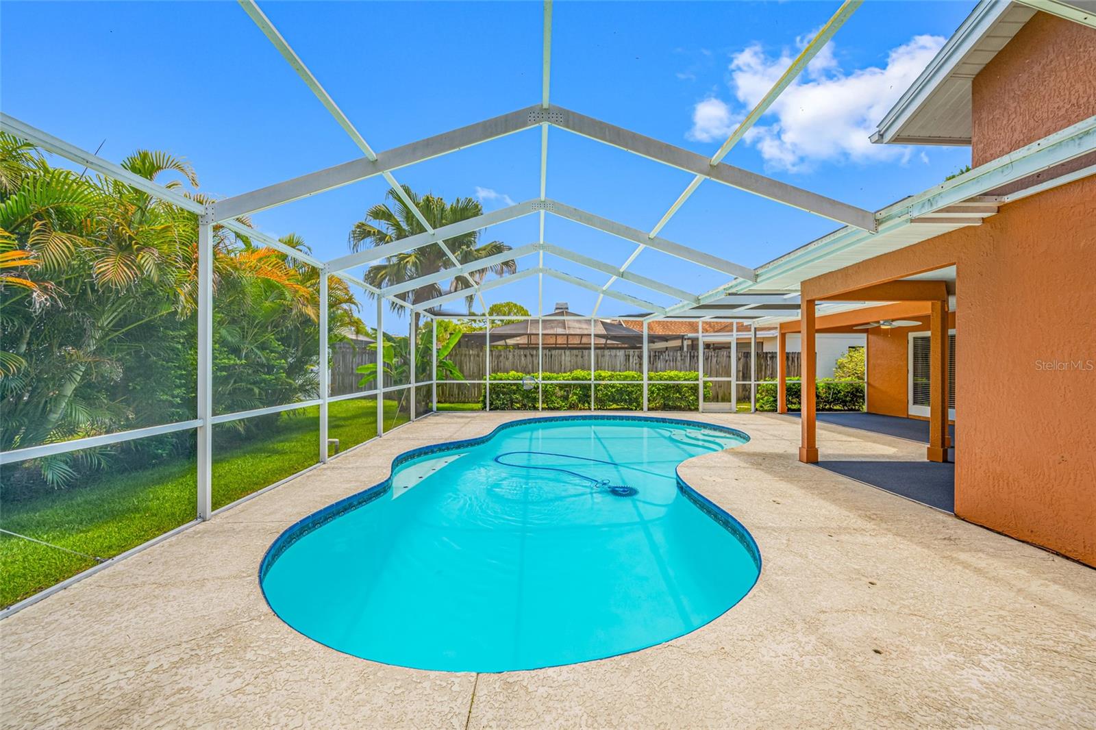 HUNTINGTON TRAILS PH 1 - Residential