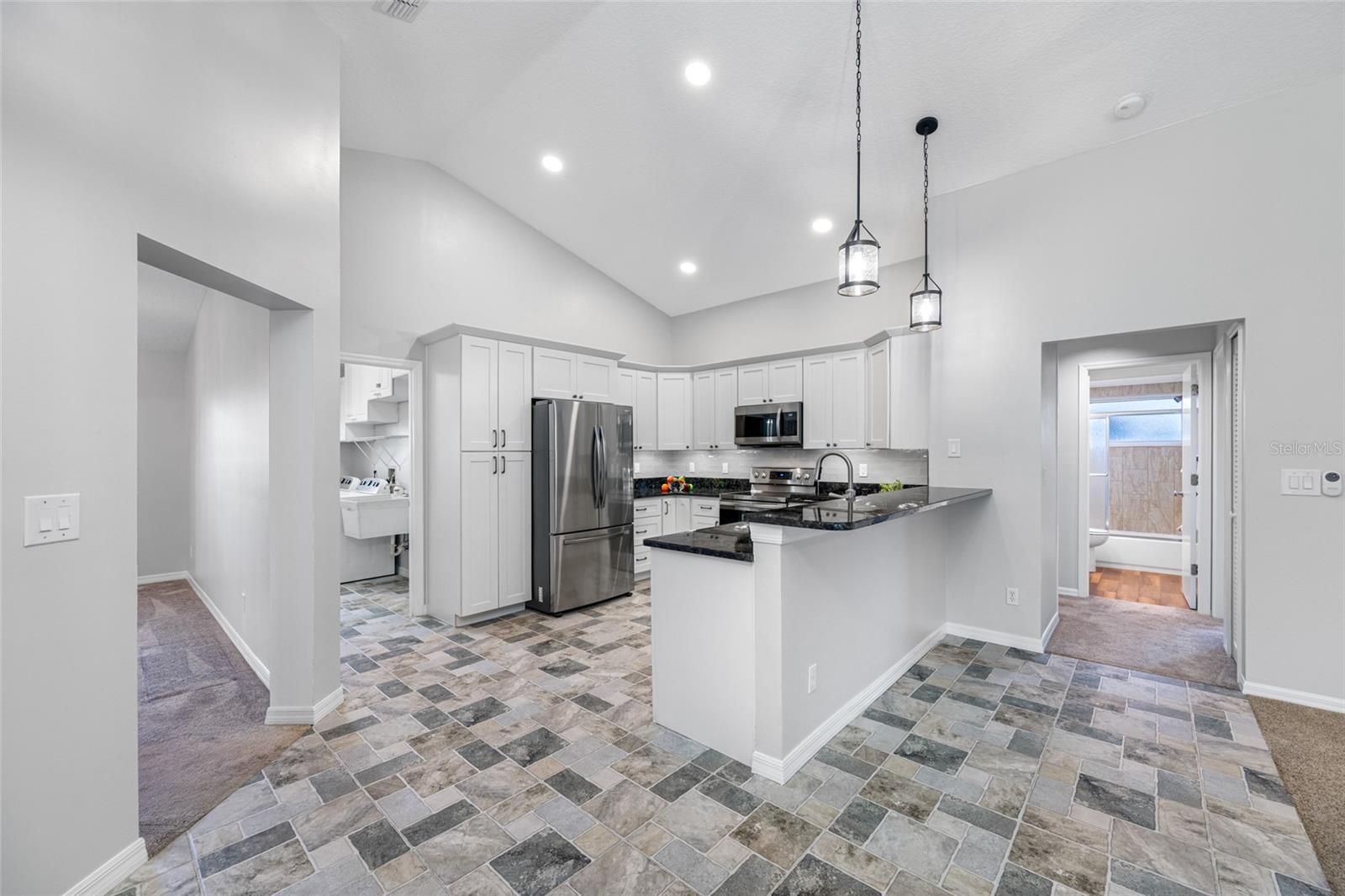 HUNTINGTON TRAILS PH 1 - Residential