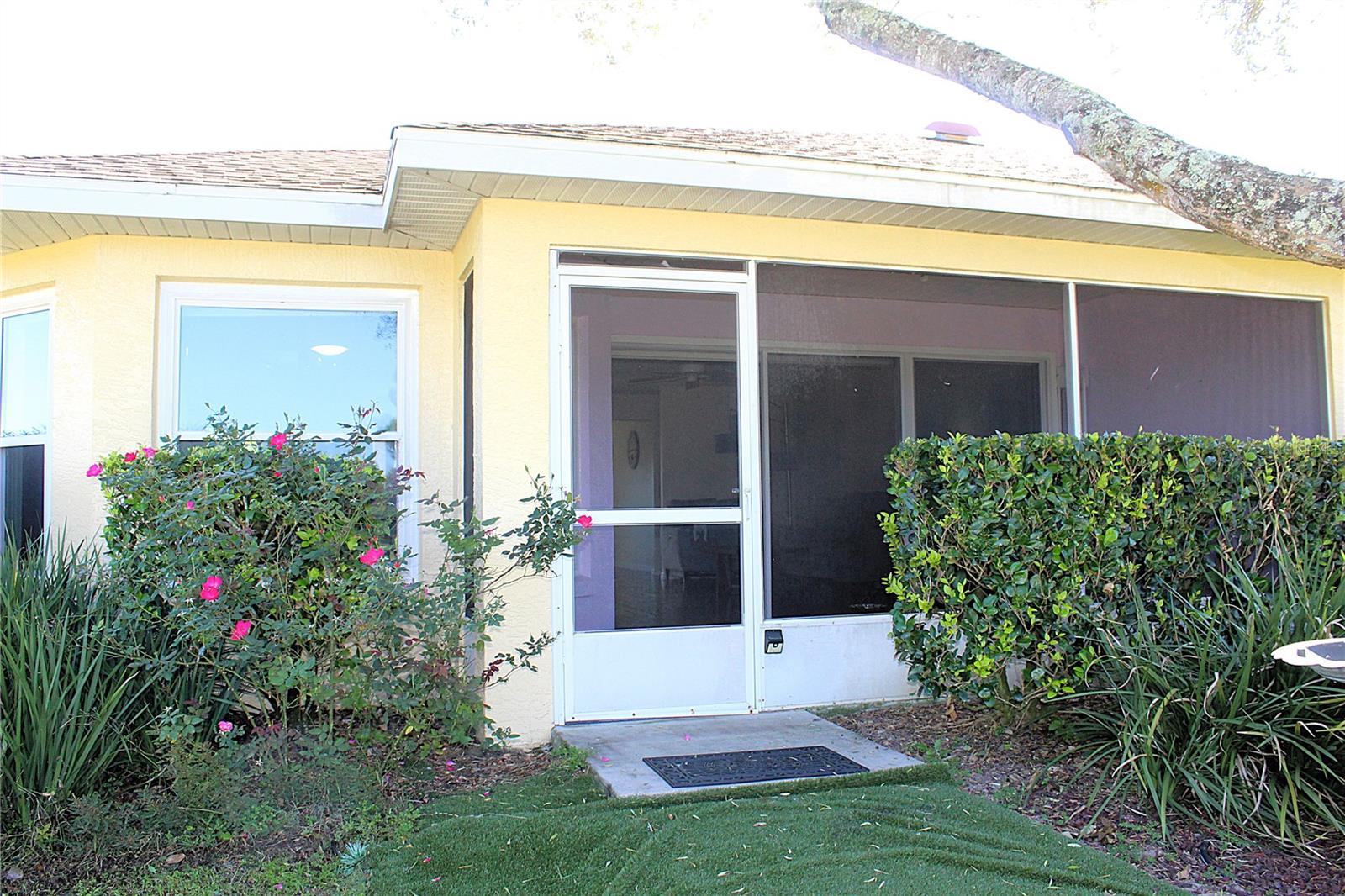 WINDSOR - Residential