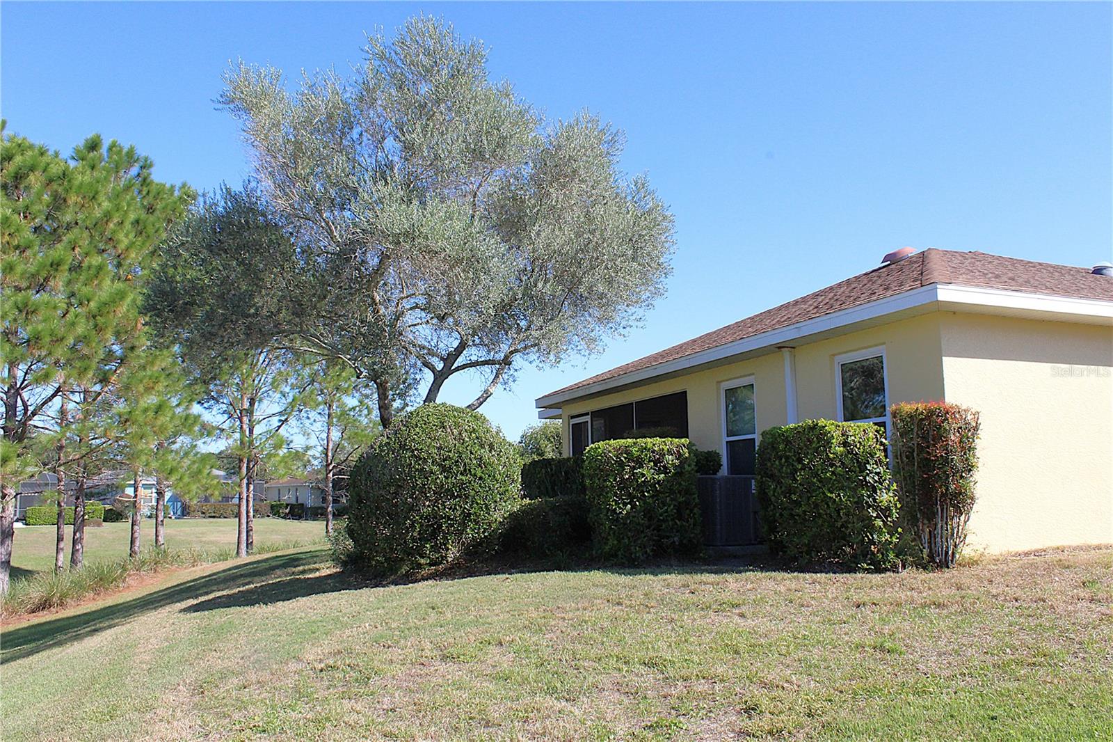 WINDSOR - Residential