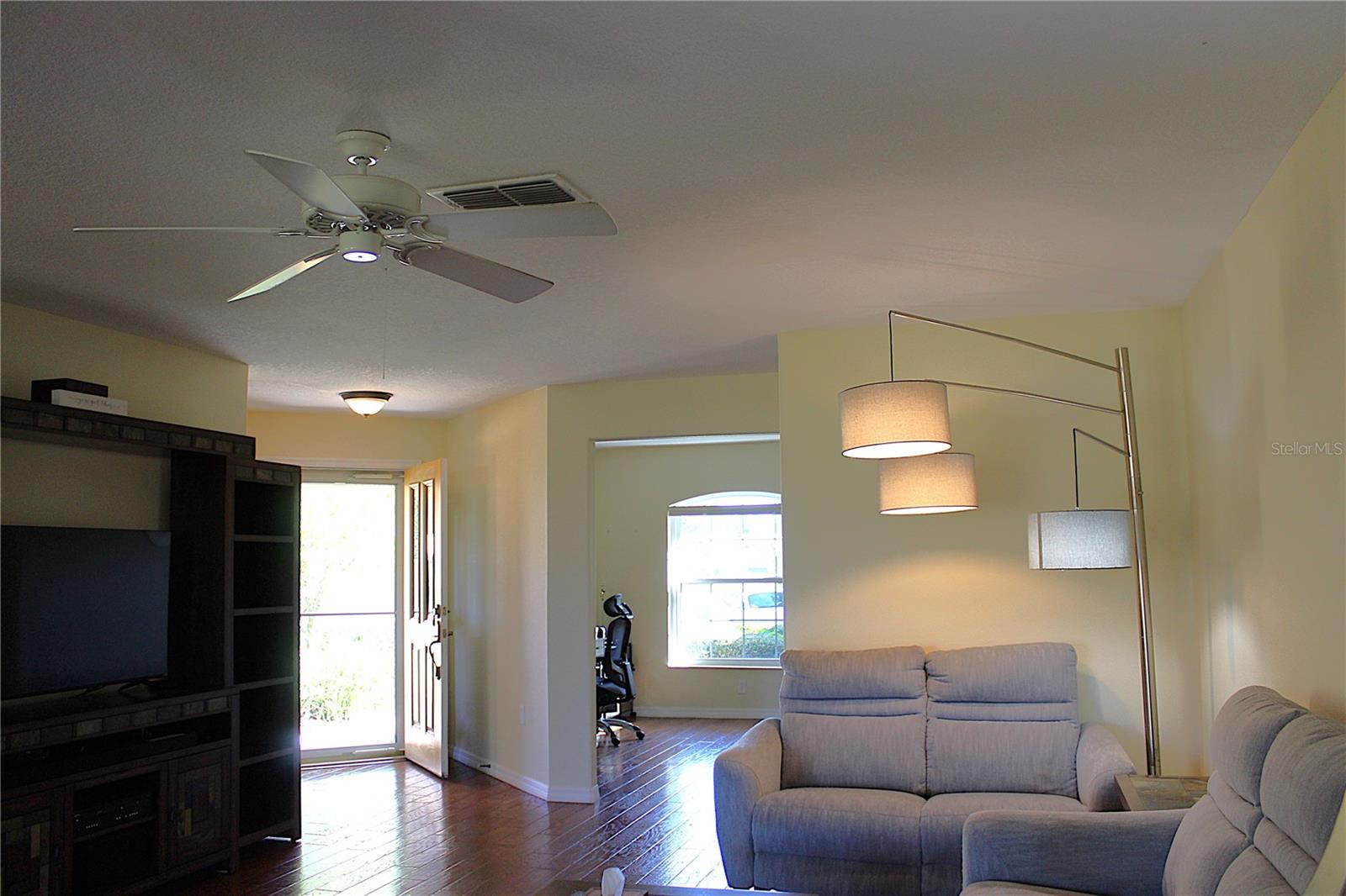 WINDSOR - Residential