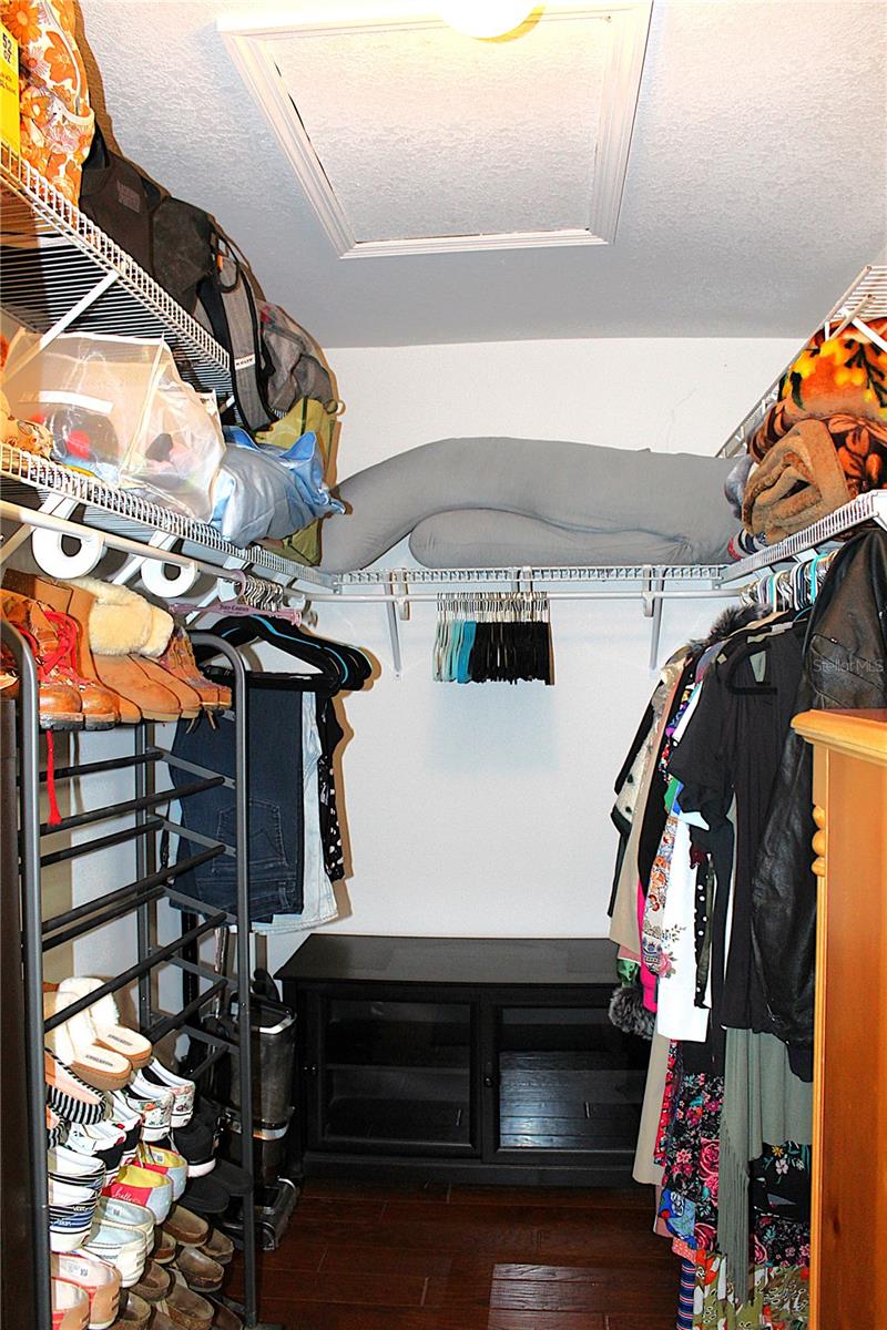 WINDSOR - Residential