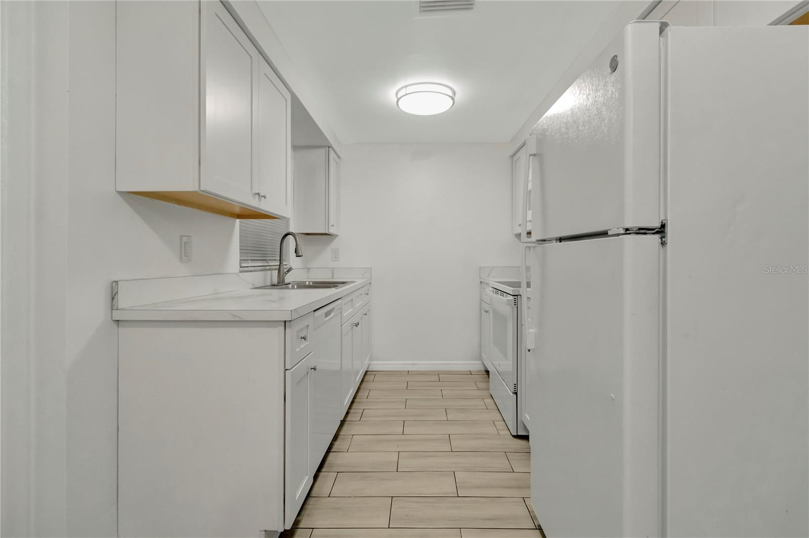 TANGERINE TERRACE - Residential