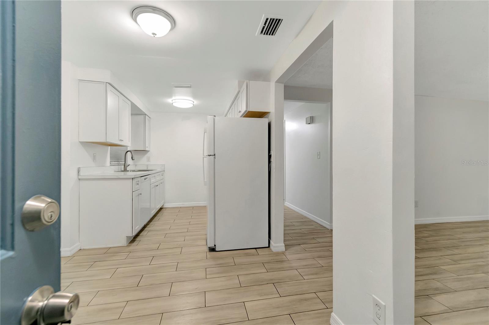 TANGERINE TERRACE - Residential