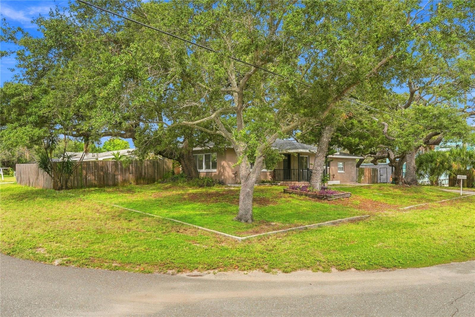 10719 CHEROKEE DRIVE