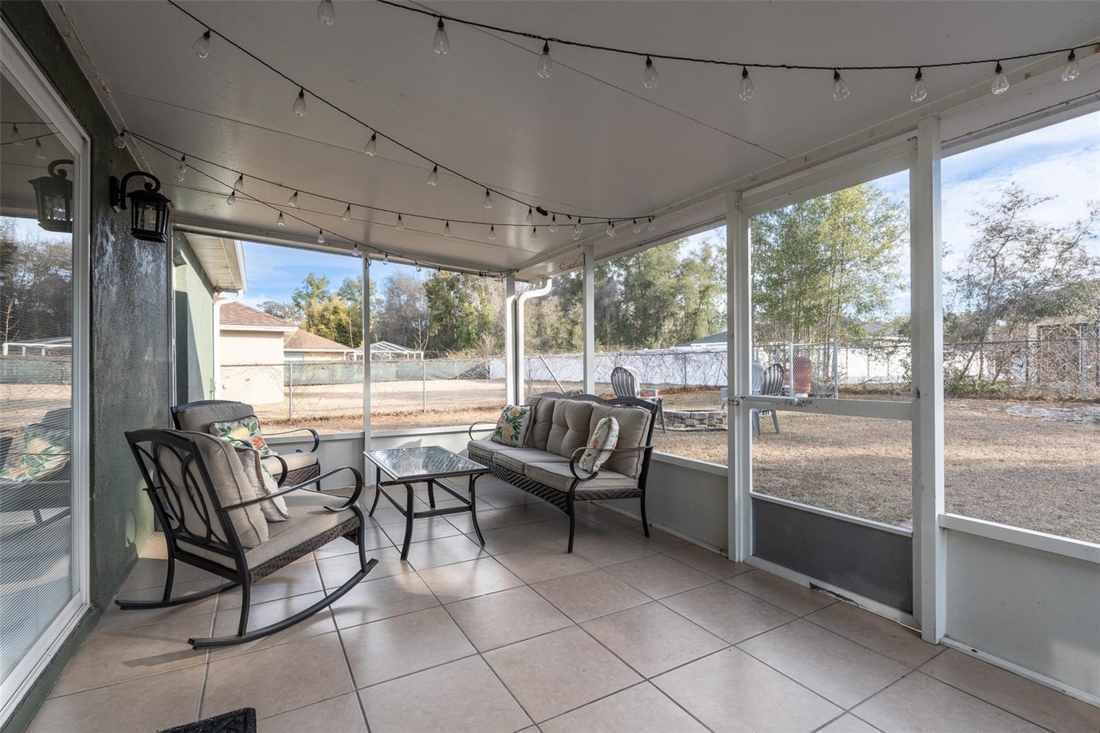 MARION OAKS UN 7 - Residential