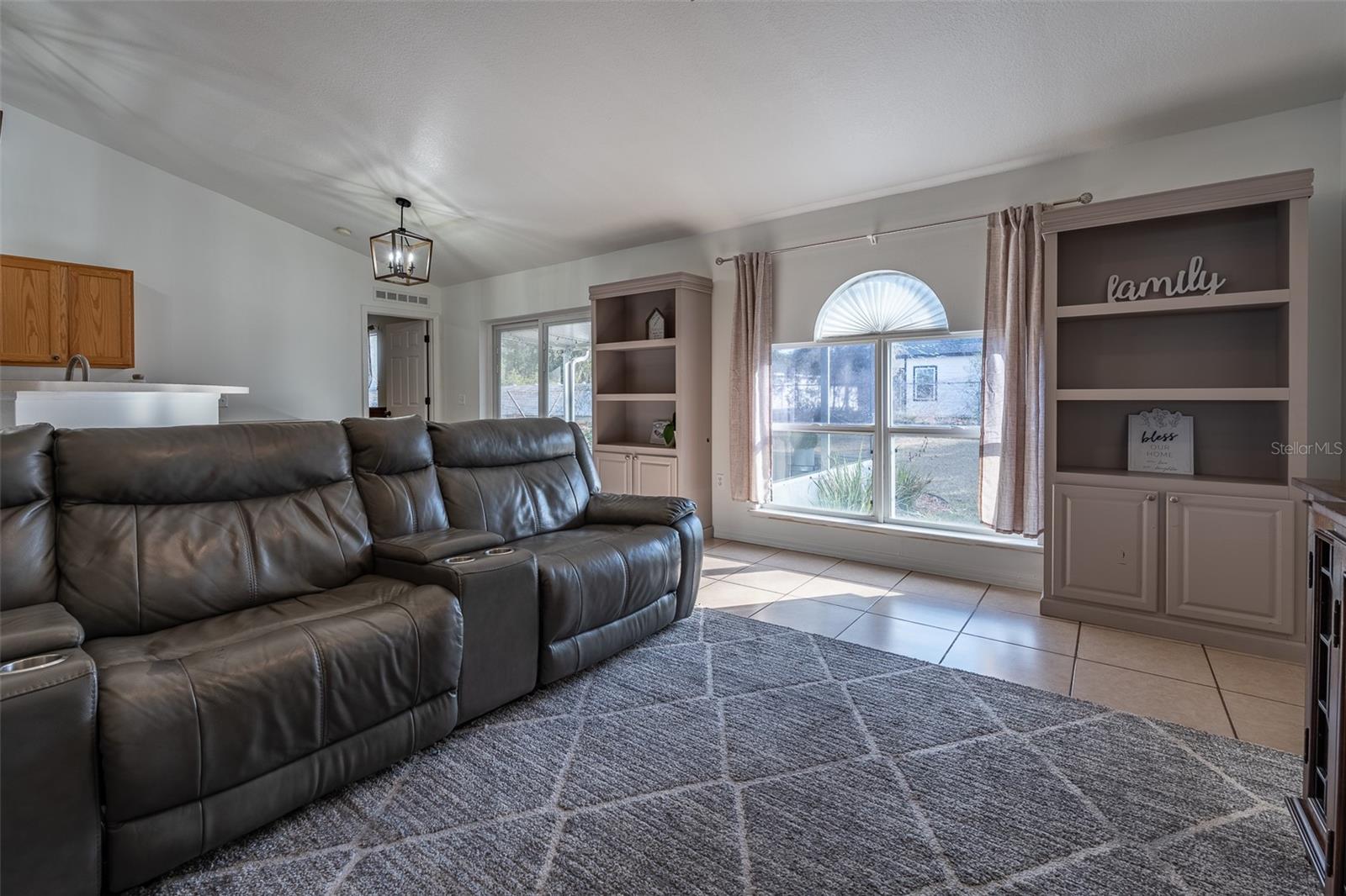 MARION OAKS UN 7 - Residential