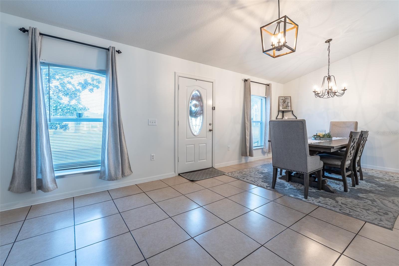 MARION OAKS UN 7 - Residential