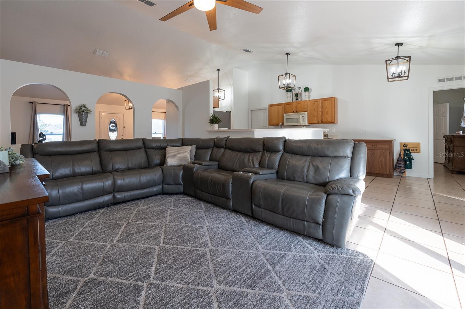 MARION OAKS UN 7 - Residential