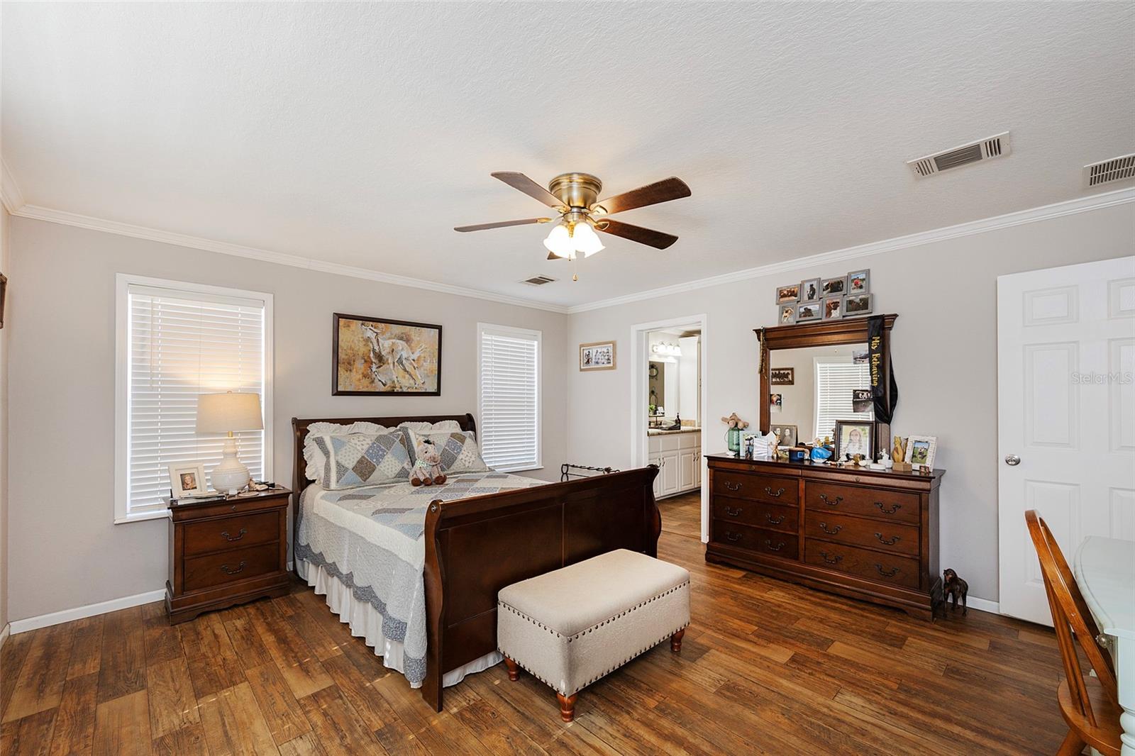 LAKE HELEN - Residential