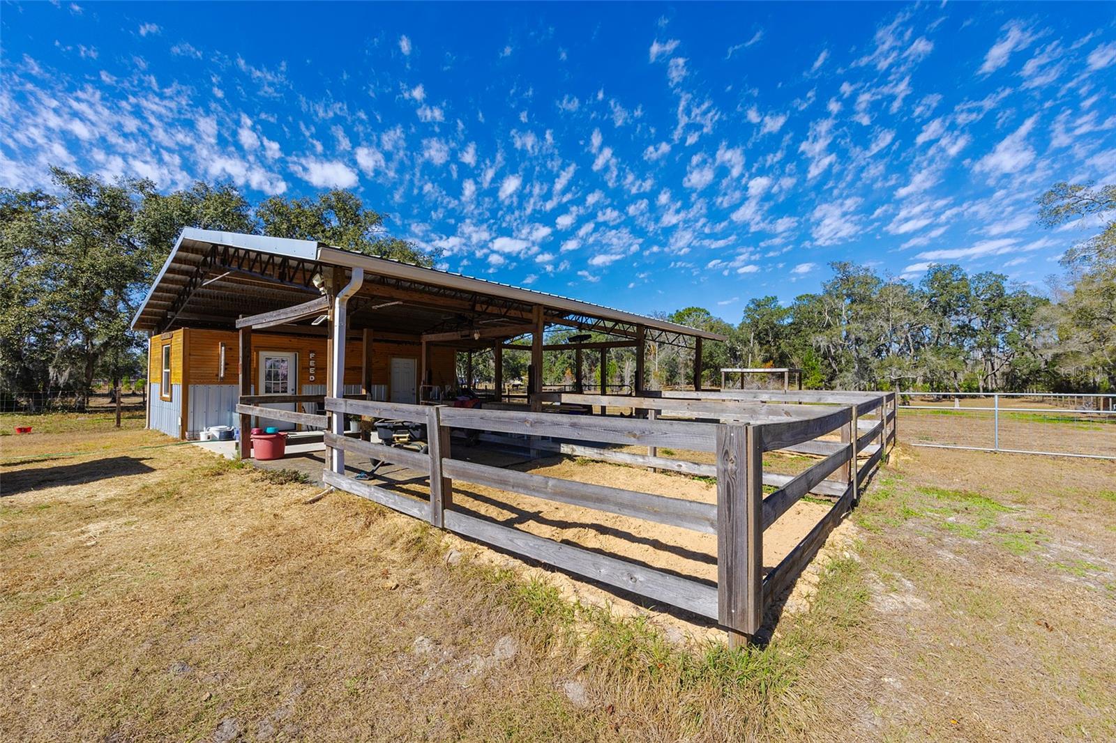 LAKE HELEN - Residential