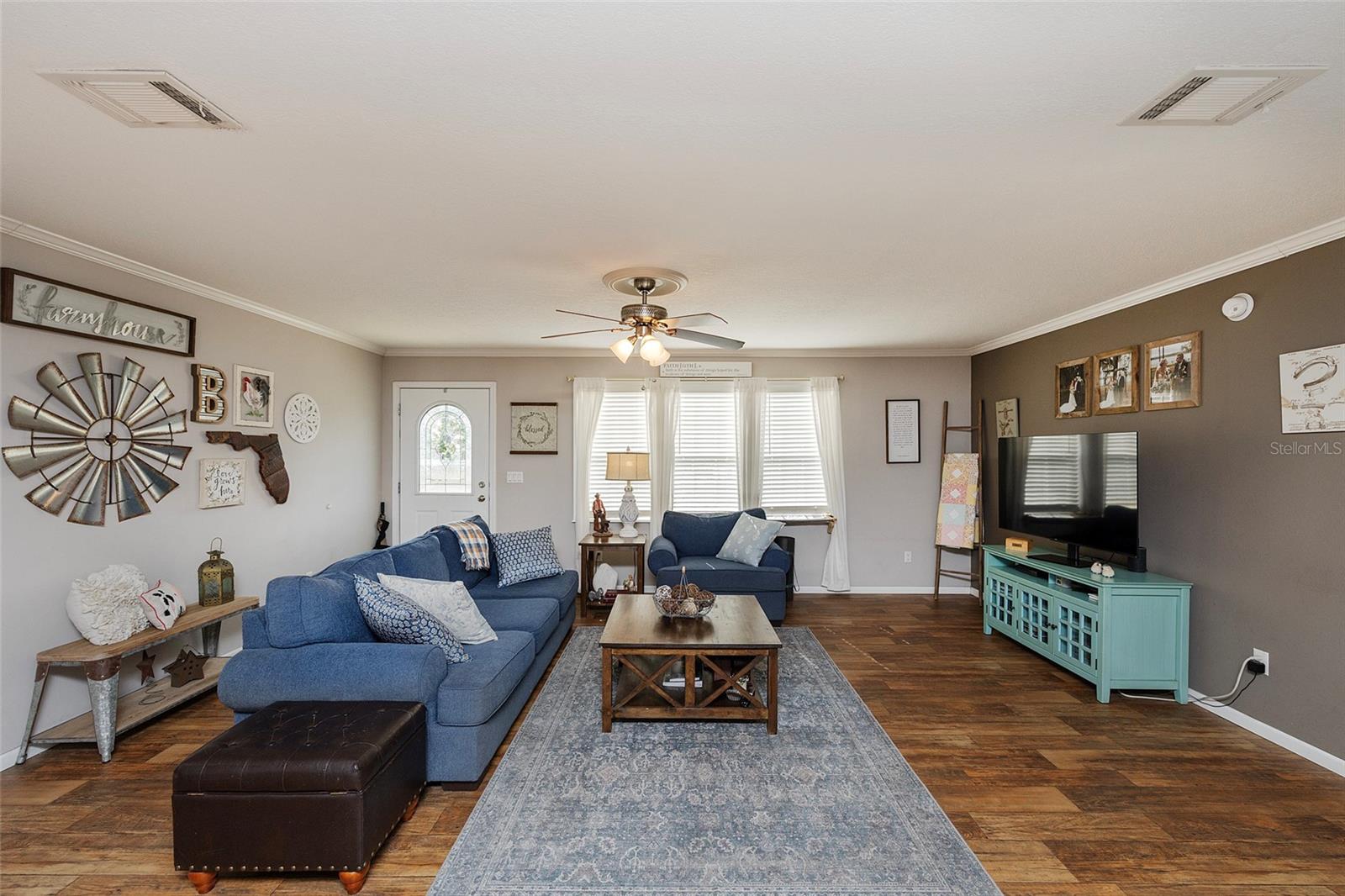 LAKE HELEN - Residential