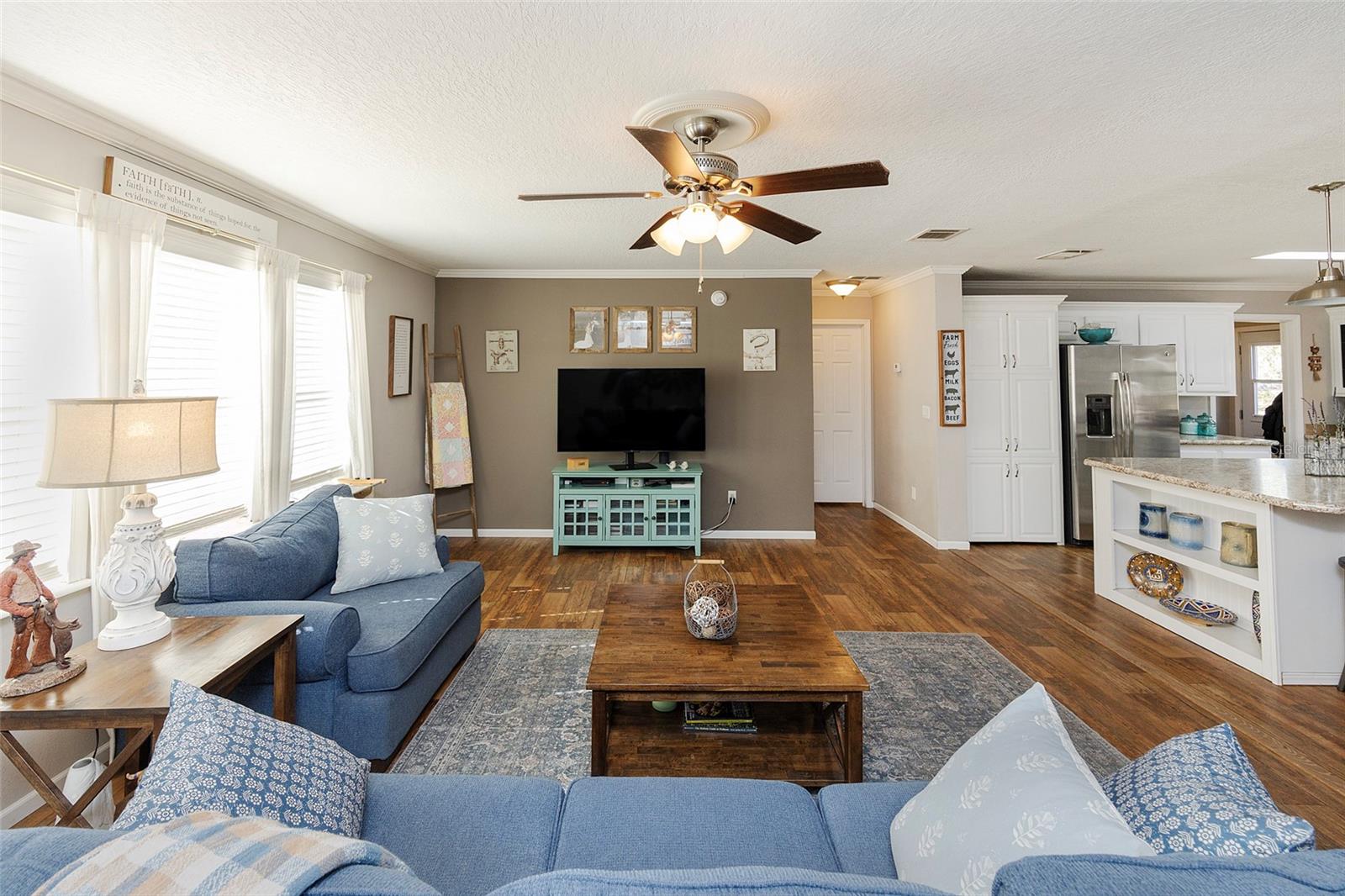 LAKE HELEN - Residential