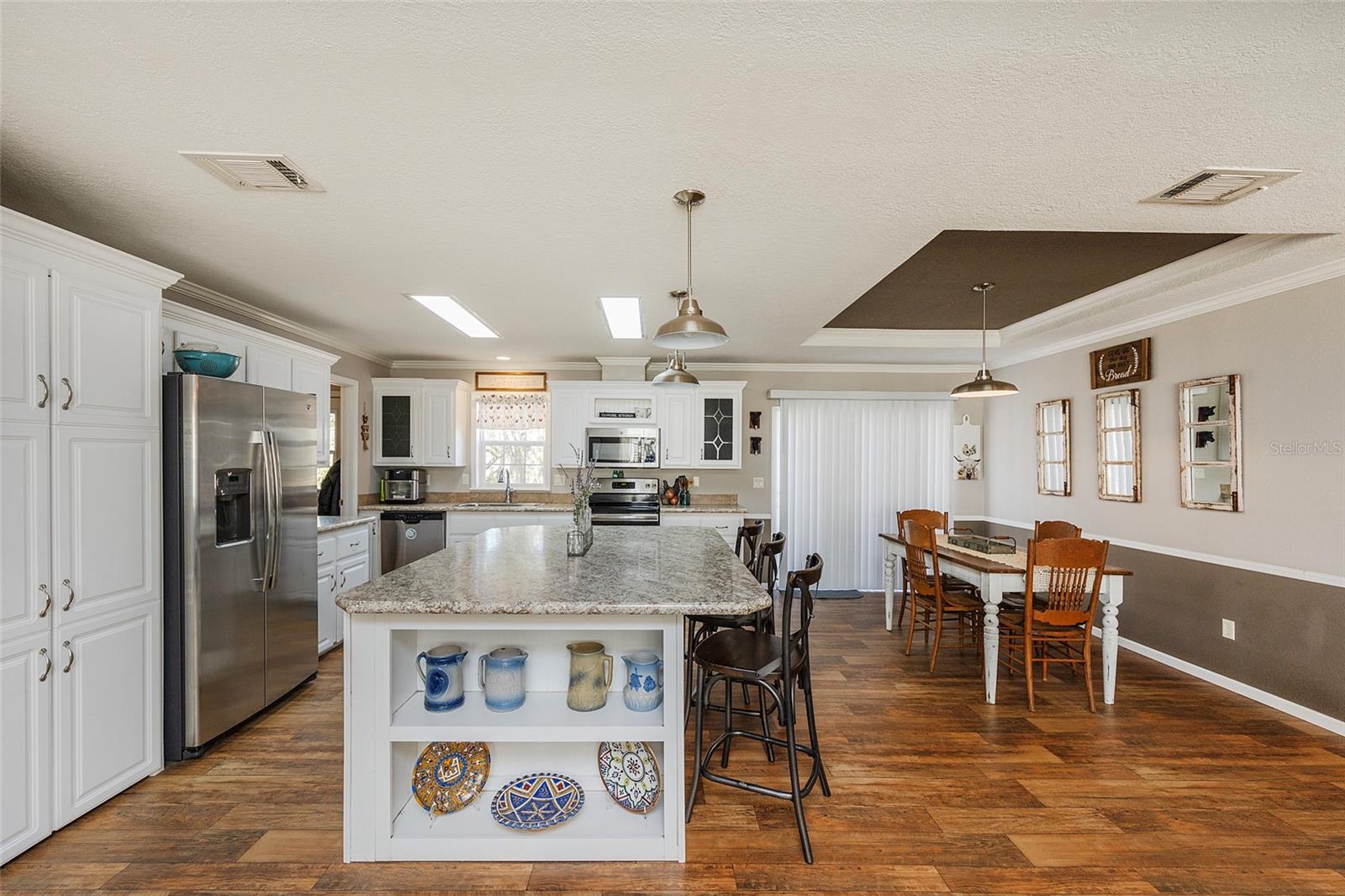 LAKE HELEN - Residential