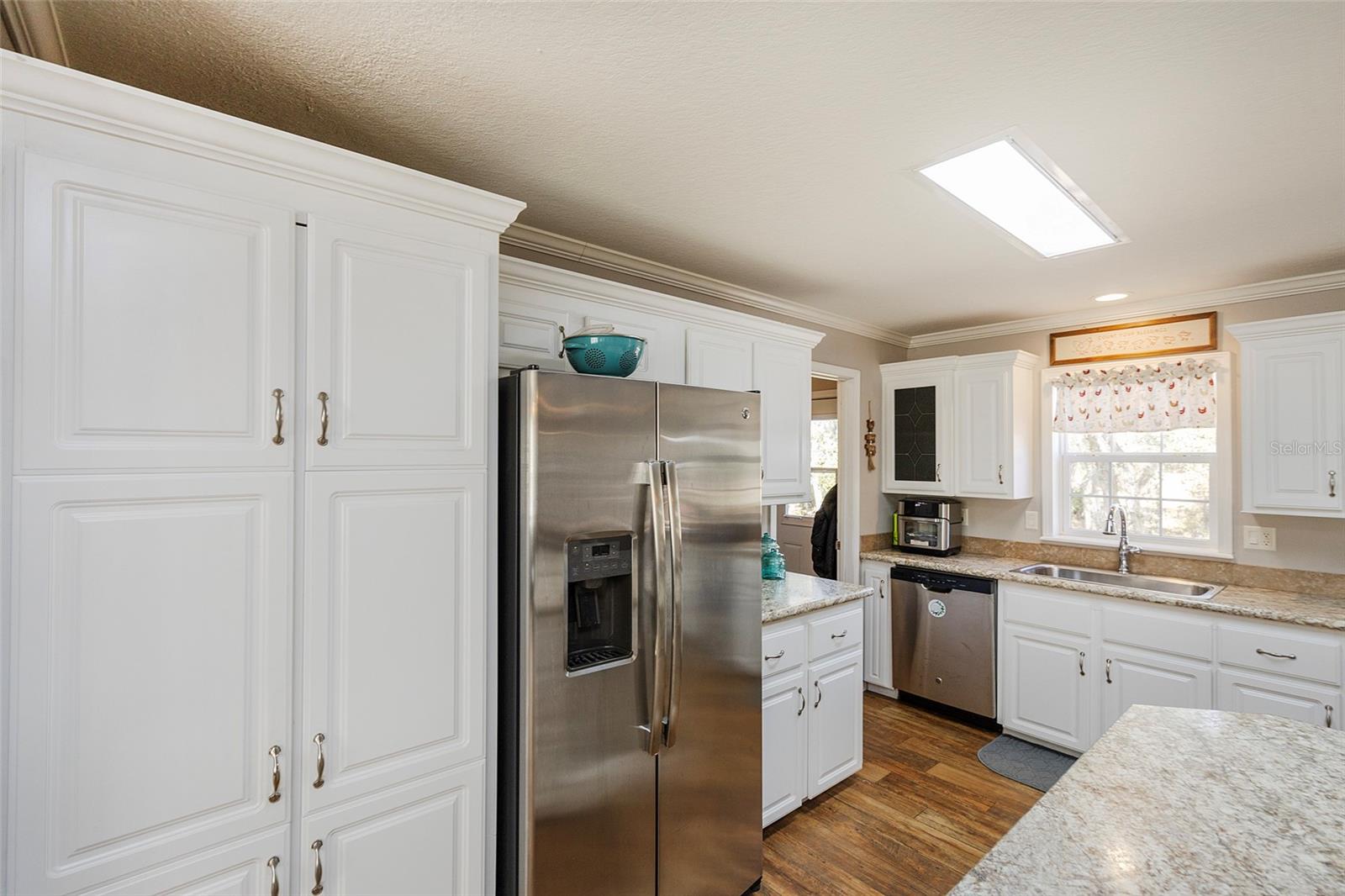 LAKE HELEN - Residential