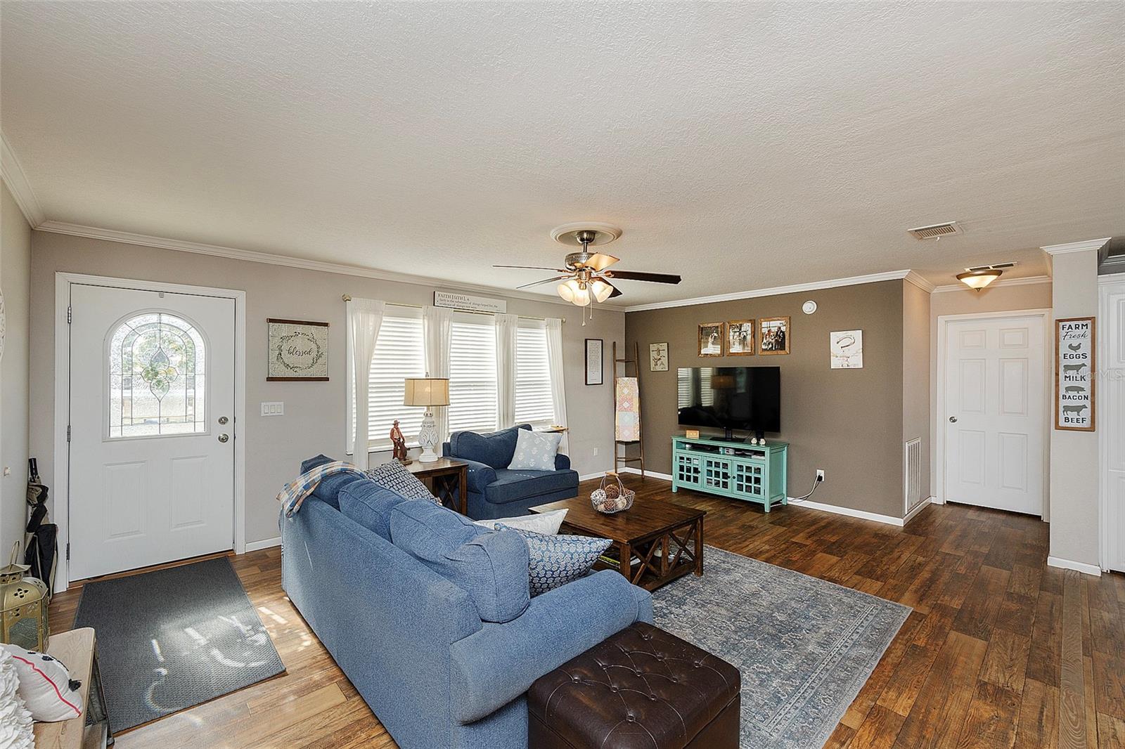 LAKE HELEN - Residential