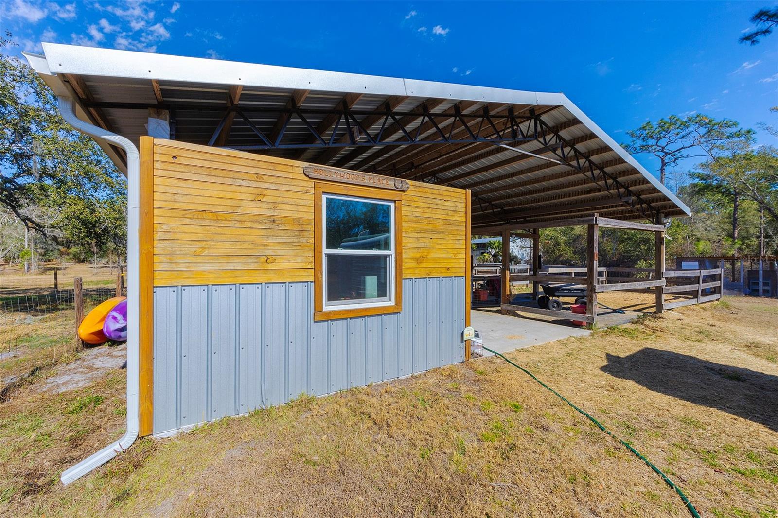 LAKE HELEN - Residential