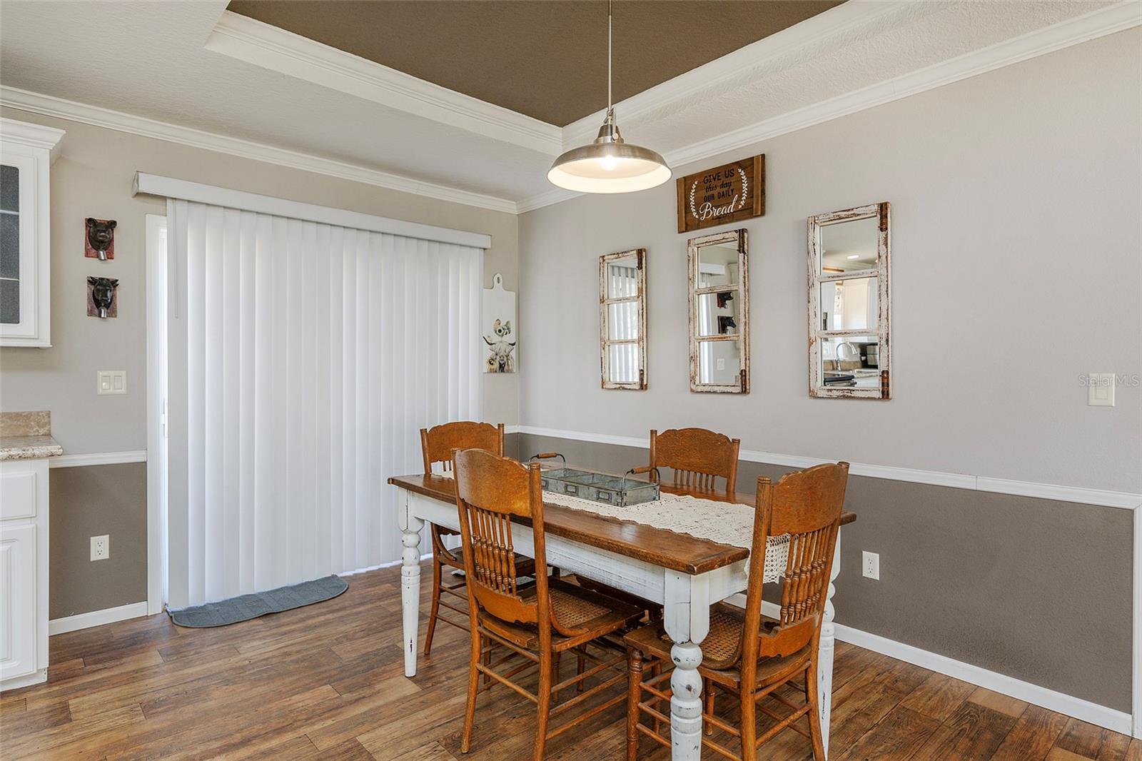 LAKE HELEN - Residential