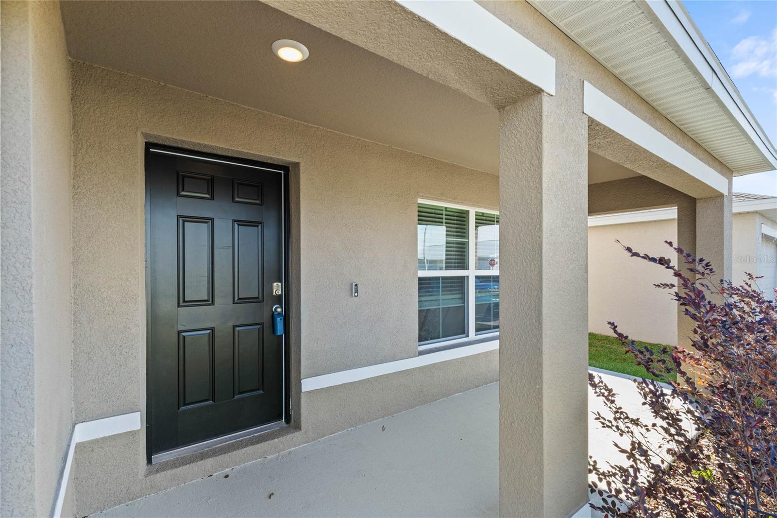 8511 TRIUMPH CIRCLE
